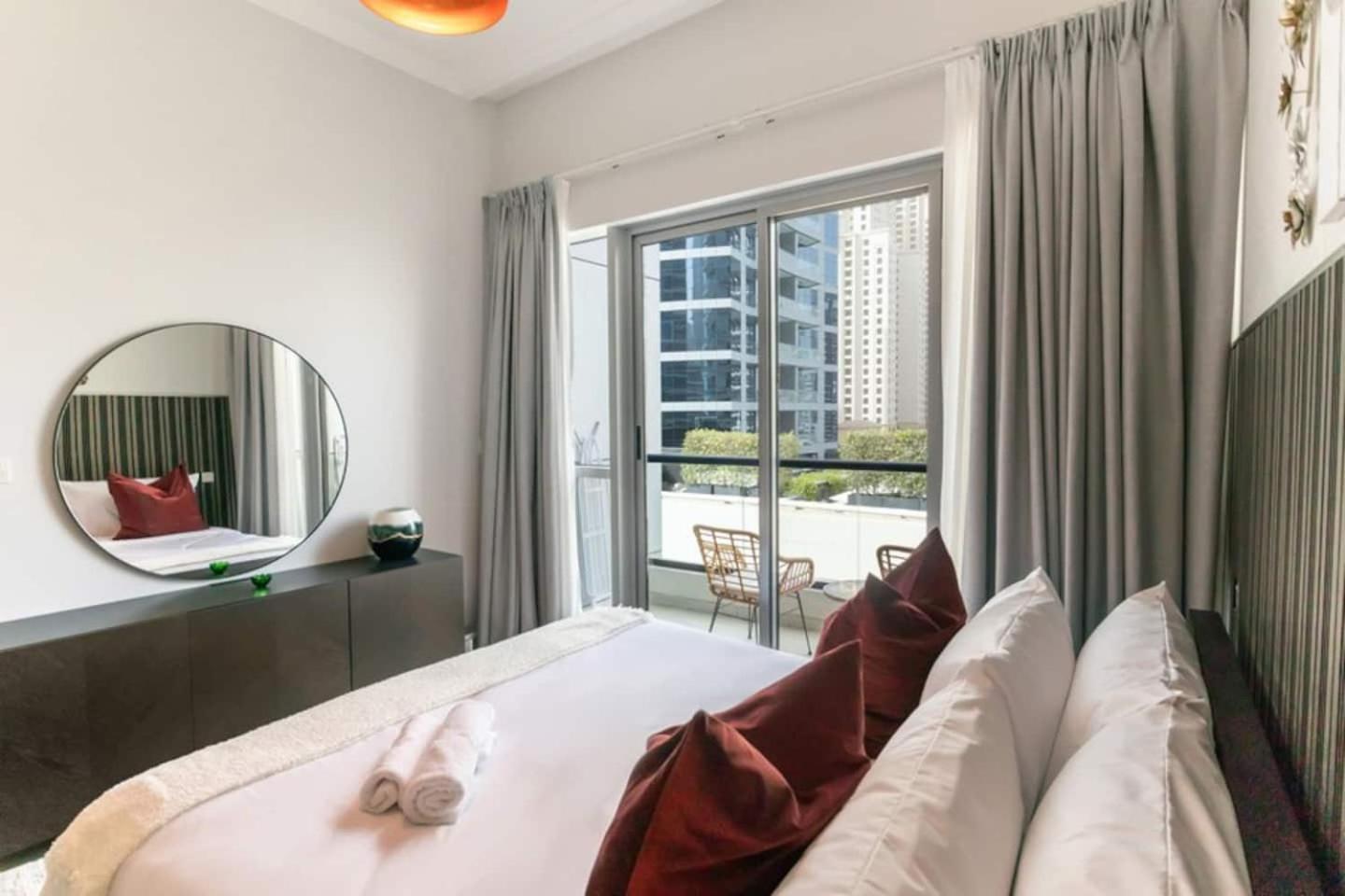 Luxurious 1 Bedroom Apartment In The Dubai Marina! エクステリア 写真